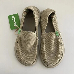 Kids SANUK Loafers Slide On Shoes Vagabond Sidewalk Surfer - Khaki Youth 1 NEW!